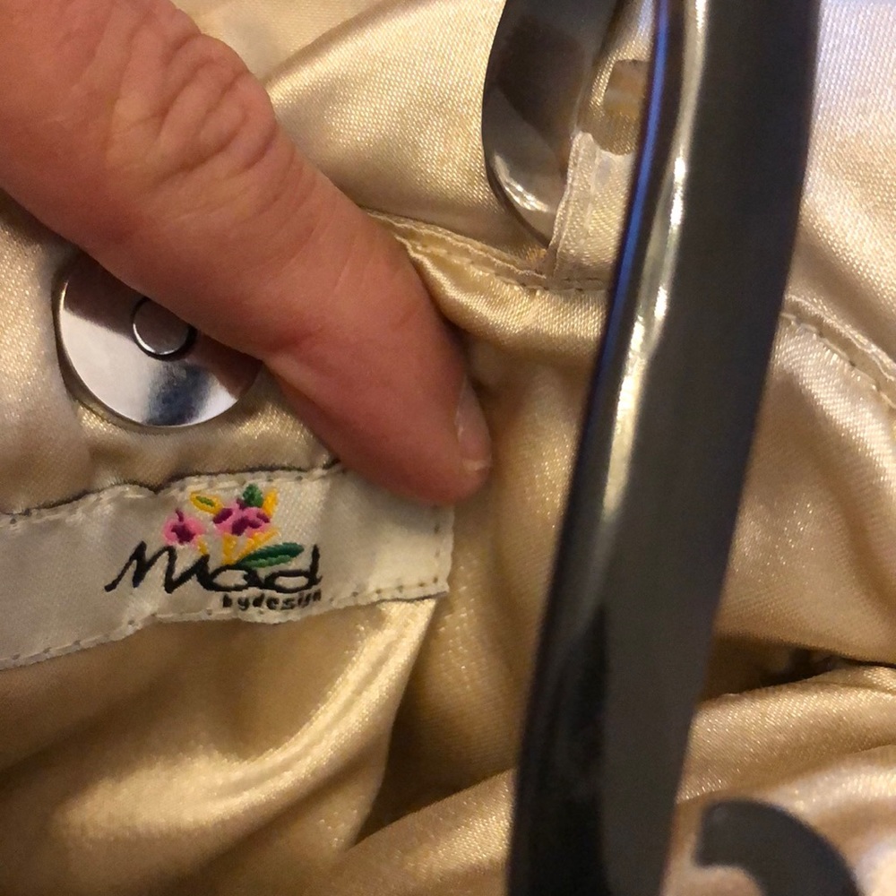 Mod Fun Handbag - Picture 6 of 6